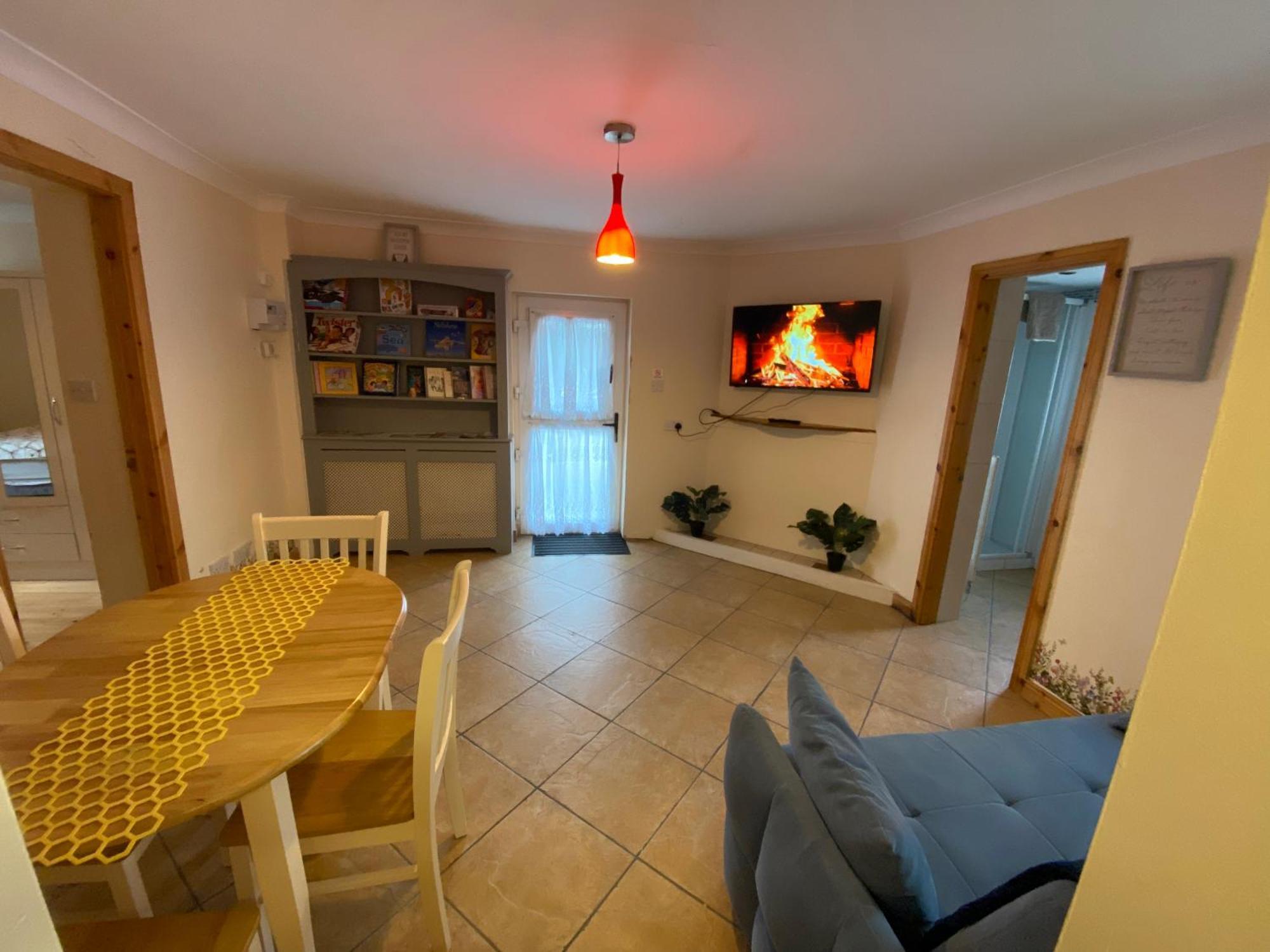 Beach Golf Getaway Apt 1 داونيغس المظهر الخارجي الصورة